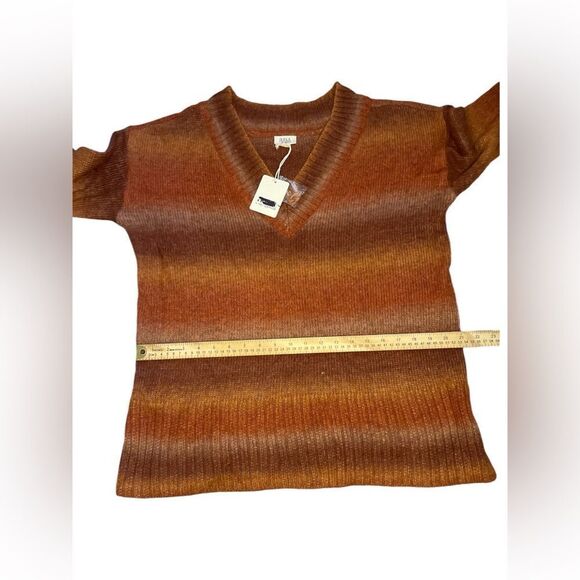a.n.a. Sweater Womens Large Pullover Knit V-Neck Orange Long Sleeve, size L - Picture 3 of 6